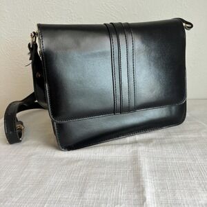 Vintage Black Leather Crossbody Bag Made in England‎ Classic Shoulder Purse